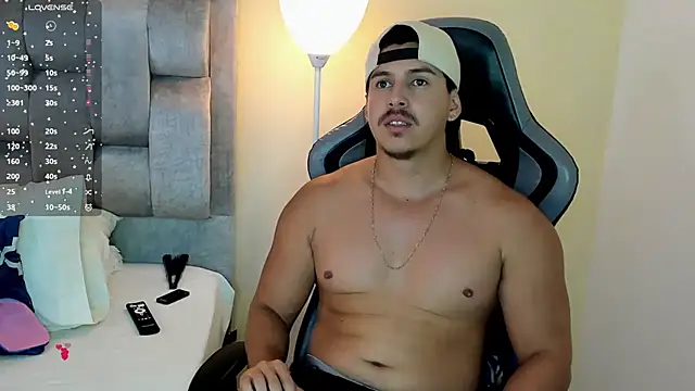 victor vixen online show from May 28, 2026, 8:37 pm