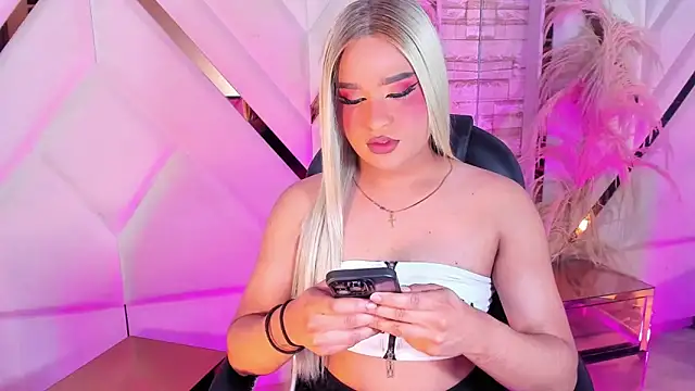 Elody Preysler69 online show from January 17, 2026, 4:49 am