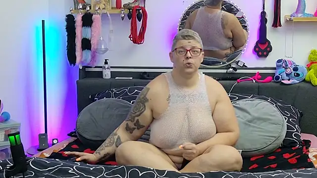 SunshineLexi online show from December 4, 2025, 7:07 am