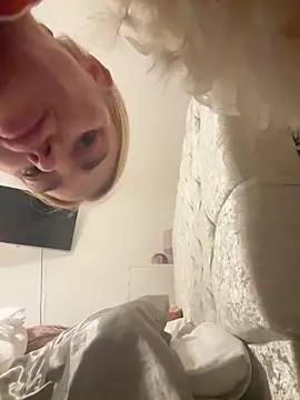 Snapshot of TheCumSlutBarbie chatting on September 12, 2025, 10:09 pm TheCumSlutBarbie online show from September 12, 2025, 10:09 pm