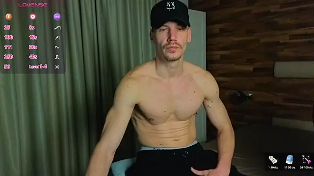 Snapshot of MateoBenjaminX chatting on February 13, 2026, 2:06 pm MateoBenjaminX online show from February 13, 2026, 2:06 pm