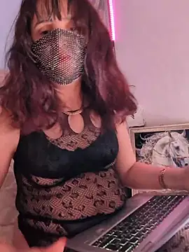 Snapshot of Lina_lolo chatting on April 9, 2026, 12:12 am Lina lolo online show from April 9, 2026, 12:12 am