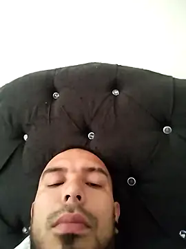 xxierra online show from February 3, 2025, 11:31 am