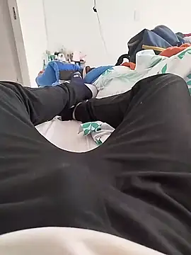 xxierra online show from February 25, 2025, 2:26 pm