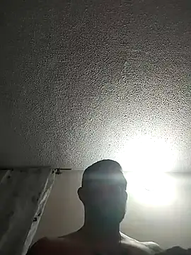 xxierra online show from April 7, 2026, 2:24 am