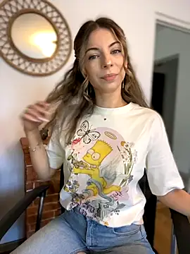 Mia Ethan online show from September 22, 2025, 12:22 pm