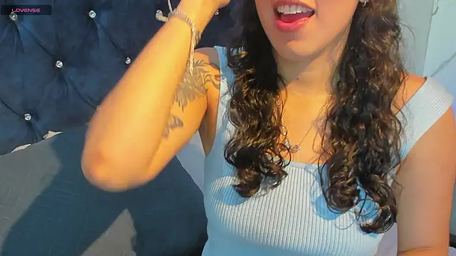  maria foxx  online show from March 5, 2026, 4:25 pm