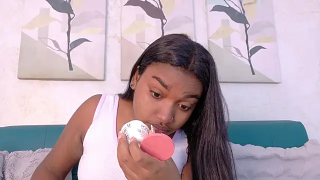 kayna gomez online show from April 11, 2026, 6:22 pm