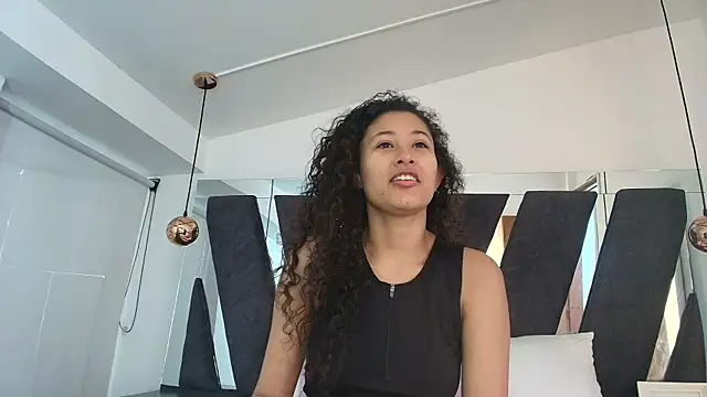 Snapshot of Milkdulce1 chatting on September 15, 2025, 12:49 pm Milkdulce1 online show from September 15, 2025, 12:49 pm