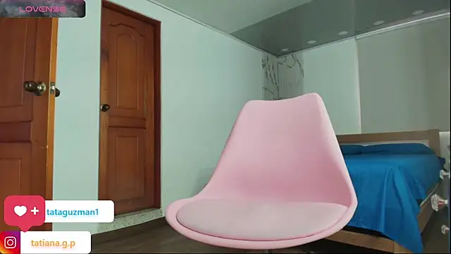 tataguzman1 online show from October 26, 2025, 11:54 am