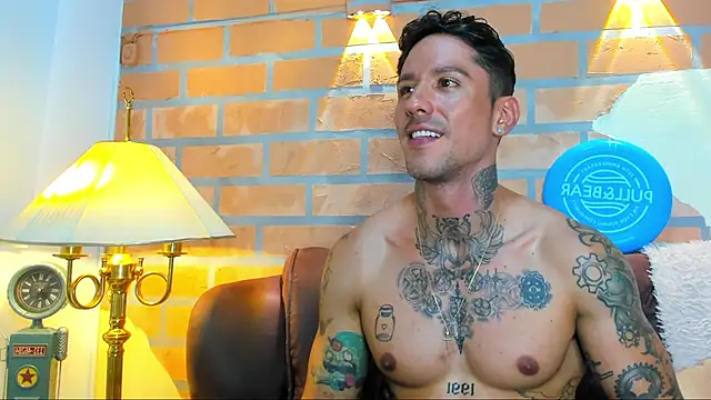 Dylanstonne online show from February 26, 2025, 10:15 pm