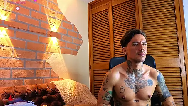 Dylanstonne online show from December 17, 2025, 9:20 pm