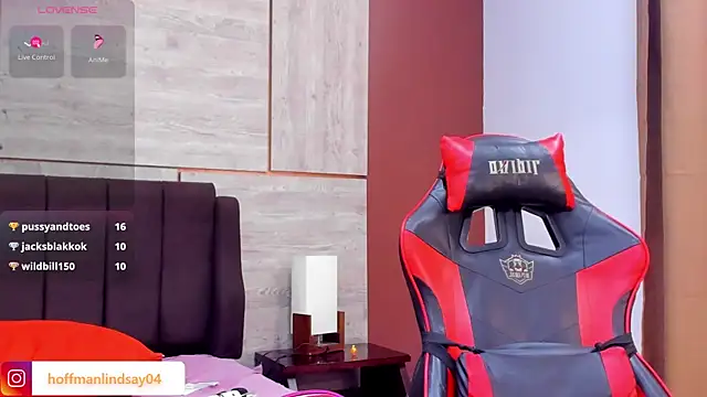 Snapshot of lindsayhoffman18 chatting on February 22, 2025, 1:22 am lindsayhoffman18 online show from February 22, 2025, 1:22 am