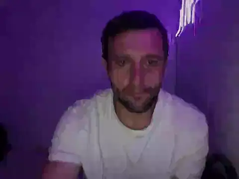 serjdj90 online show from September 28, 2025, 2:51 am