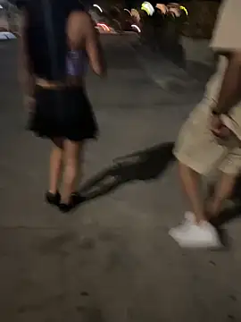 Pink Jazmin online show from November 4, 2025, 2:15 am