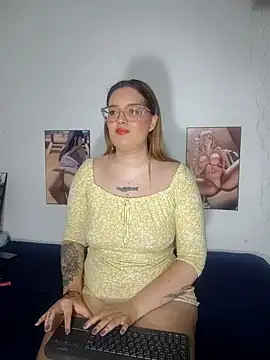 Snapshot of kendallclarkk03 chatting on February 26, 2026, 12:10 am kendallclarkk03 online show from February 26, 2026, 12:10 am