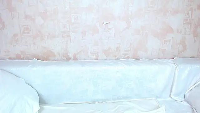 Snapshot of bellaa_love_ chatting on February 9, 2025, 6:22 am bellaa love online show from February 9, 2025, 6:22 am
