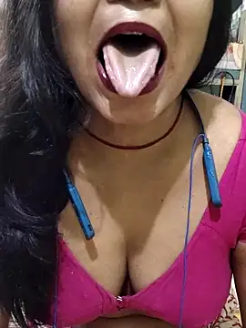 Snapshot of yoursweety09 chatting on March 11, 2026, 4:06 am yoursweety09 online show from March 11, 2026, 4:06 am