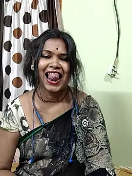 Snapshot of yoursweety09 chatting on April 1, 2026, 4:04 pm yoursweety09 online show from April 1, 2026, 4:04 pm