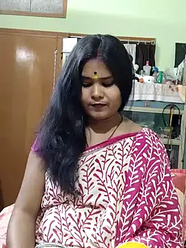 Snapshot of yoursweety09 chatting on March 9, 2026, 8:18 am yoursweety09 online show from March 9, 2026, 8:18 am