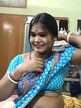 Snapshot of yoursweety09 chatting on April 8, 2026, 8:05 am yoursweety09 online show from April 8, 2026, 8:05 am