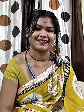 Snapshot of yoursweety09 chatting on April 5, 2026, 12:06 am yoursweety09 online show from April 5, 2026, 12:06 am