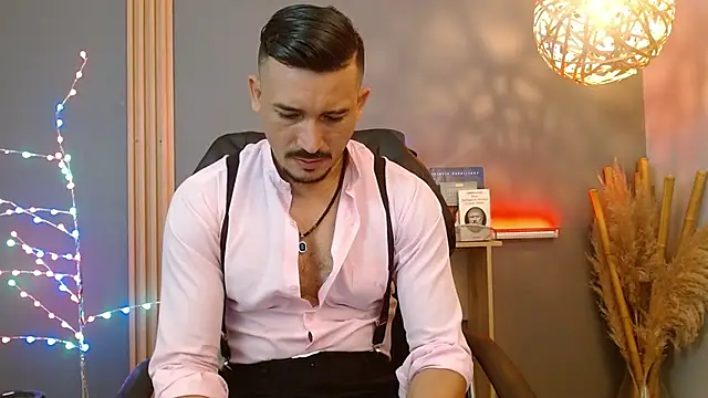 Snapshot of Reiko_85_ chatting on February 11, 2026, 2:39 pm Reiko 85 online show from February 11, 2026, 2:39 pm