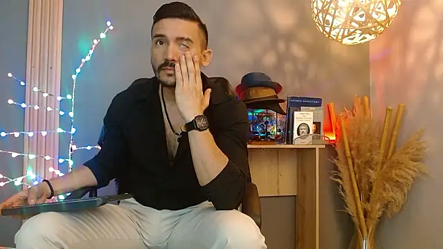 Reiko 85  online show from March 15, 2026, 2:24 pm