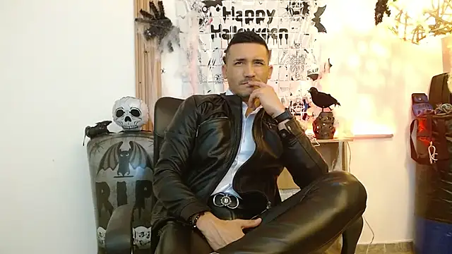 Reiko 85  online show from November 1, 2025, 7:41 pm