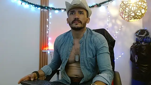 Reiko 85  online show from December 16, 2025, 2:54 pm