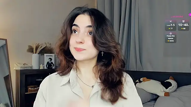 DracosMoon online show from November 8, 2025, 7:34 am