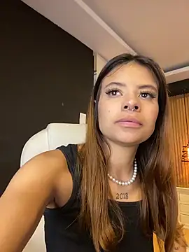 Antonella Torres2 online show from June 11, 2026, 12:43 am