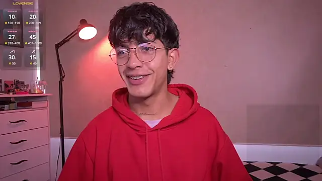 teobowny  online show from September 25, 2025, 1:17 pm