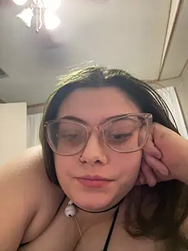 Snapshot of jmassey387 chatting on February 3, 2026, 6:11 am jmassey387 online show from February 3, 2026, 6:11 am