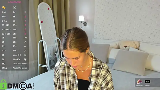 Snapshot of Jennifer_Wadee chatting on August 2, 2026, 10:07 pm Jennifer Wadee online show from August 2, 2026, 10:07 pm