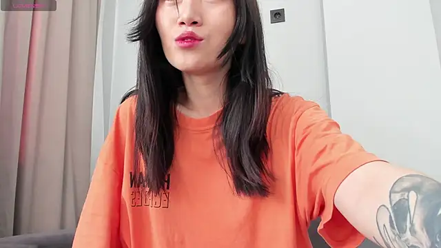 aenie online show from February 8, 2025, 5:08 am