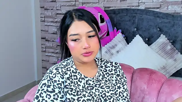 Snapshot of valery_Grecoo chatting on December 3, 2024, 9:06 pm valery Grecoo online show from December 3, 2024, 9:06 pm