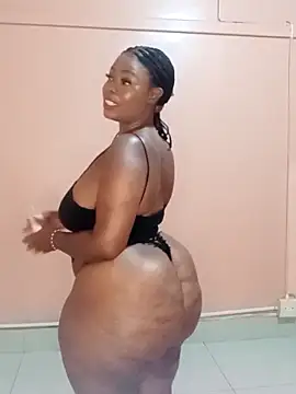 Snapshot of Luciouslips00 chatting on March 8, 2026, 7:28 pm Luciouslips00 online show from March 8, 2026, 7:28 pm