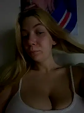 Snapshot of Mandispandis1 chatting on September 18, 2025, 11:52 pm Mandispandis1 online show from September 18, 2025, 11:52 pm