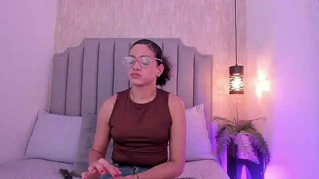 Alahia Baiter online show from March 5, 2025, 11:38 am