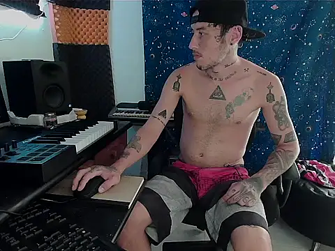 patrik tattoo  online show from February 24, 2025, 6:26 pm