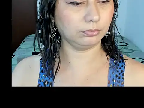 alinabozz1 online show from July 7, 2026, 4:15 am