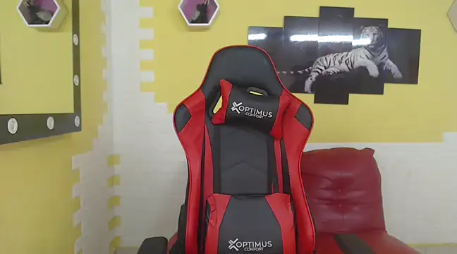 mau elixxx online show from January 2, 2025, 12:23 am