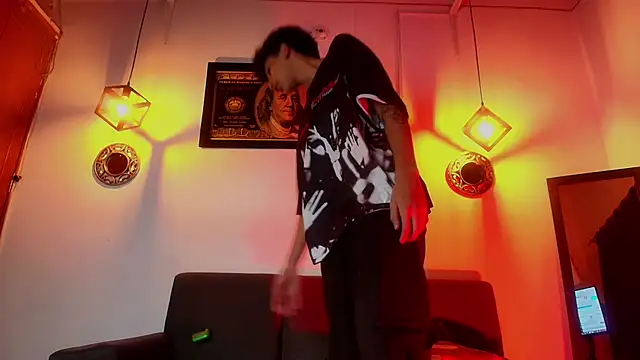 hares mds online show from December 15, 2025, 4:07 am