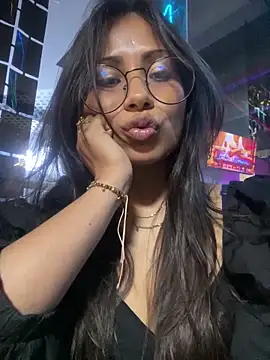 Snapshot of Jade_Zephyra chatting on February 15, 2025, 1:10 am Jade Zephyra online show from February 15, 2025, 1:10 am