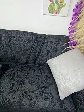 zulema parvin online show from April 11, 2026, 4:42 am