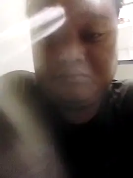 Snapshot of Cimotbosss chatting on December 18, 2025, 10:02 pm Cimotbosss online show from December 18, 2025, 10:02 pm