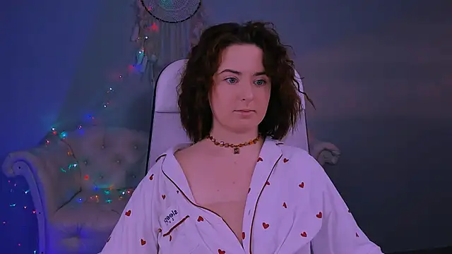 Snapshot of AnnTerry_ chatting on February 25, 2025, 12:16 pm AnnTerry online show from February 25, 2025, 12:16 pm