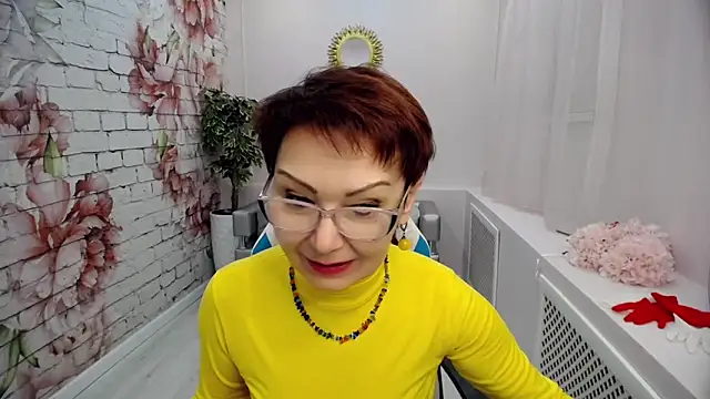 Snapshot of Cutie_Asya chatting on February 11, 2025, 8:26 am Cutie Asya online show from February 11, 2025, 8:26 am