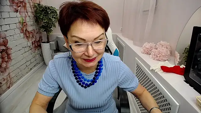 Snapshot of Cutie_Asya chatting on February 3, 2025, 4:57 am Cutie Asya online show from February 3, 2025, 4:57 am